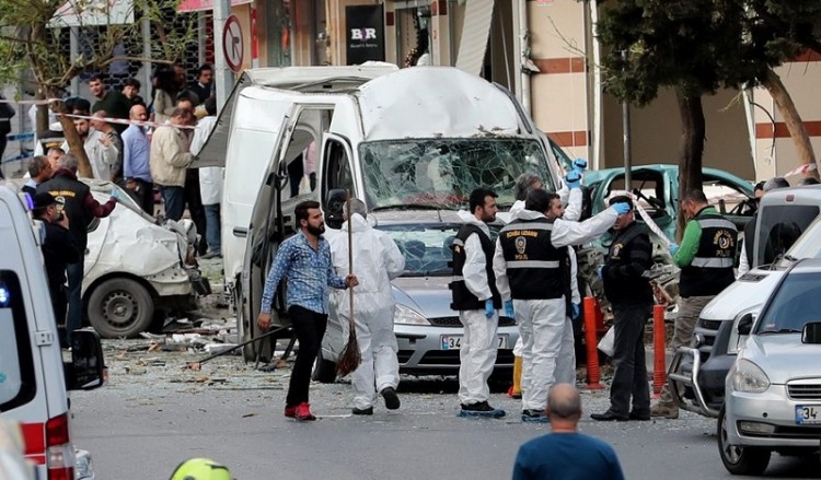 Στους 10 οι τραυματίες από την έκρηξη στην Κωνσταντινούπολη (φωτο, βίντεο)