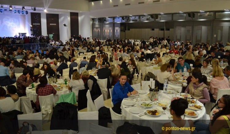 Με ποντιακό γλέντι η αυλαία 12ου Φεστιβάλ της ΠΟΕ (φωτο, βίντεο)
