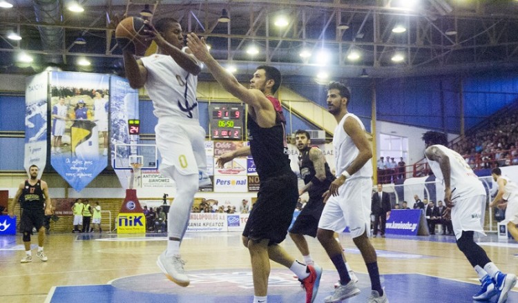 Basket League: Περίπατο ο Ολυμπιακός, έκπληξη από Λευκάδα