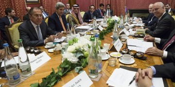 «Οι Σύροι πρέπει να αποφασίσουν οι ίδιοι για το μέλλον τους»