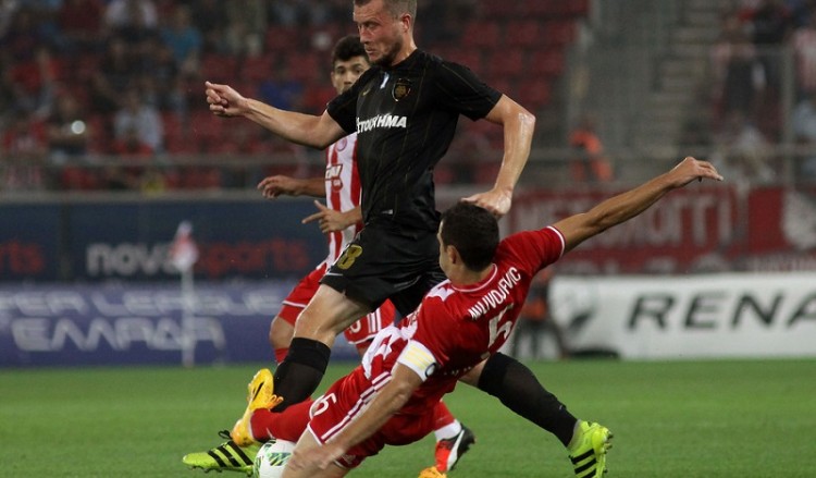 Super League: Το ντέρμπι Ολυμπιακού-ΑΕΚ έληξε υπέρ των γηπεδούχων