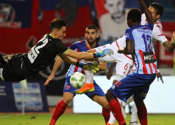 Super League: Πανιώνιος-Ολυμπιακός 0-2
