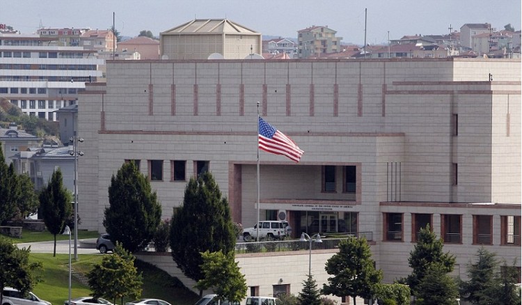 Οι ΗΠΑ απομακρύνουν τις οικογένειες του προσωπικού στο προξενείο της Κωνσταντινούπολης