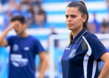 Ανθούλα Σαββίδου: Η πρώτη προπονήτρια σε ανδρική ομάδα Γ' Εθνικής!