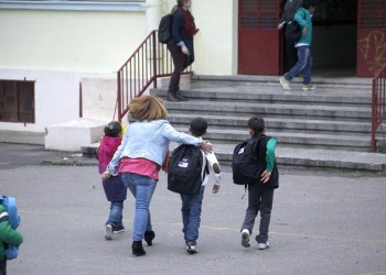 Δεύτερη μέρα εκτός σχολείου τα παιδιά στον Προφήτη Βόλβης