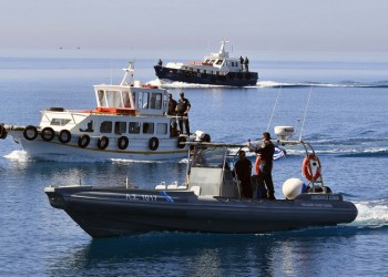 Σκάφος με 100 μετανάστες εντοπίστηκε στη Μεθώνη