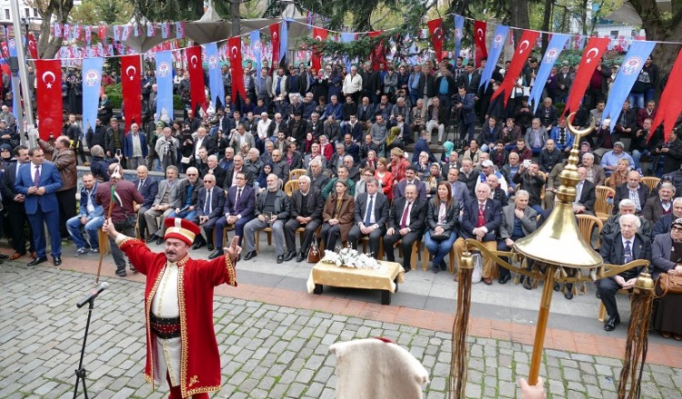 Οι Τούρκοι γιόρτασαν τη «σωτηρία της Τραπεζούντας από τους χριστιανούς» το 1461! (φωτο, βίντεο)