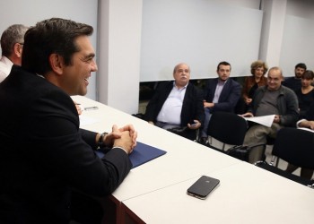 Τσίπρας: Ανασχηματισμός; Ξέχασα, άλλη μέρα!
