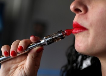 Ακόμη και το βραχυπρόθεσμο άτμισμα προκαλεί φλεγμονές στους πνεύμονες