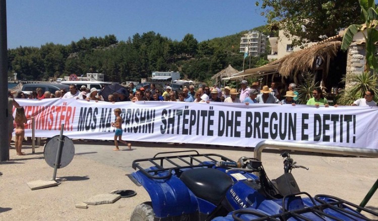 Ανεβάζει τους τόνους η Αλβανία για τη Χειμάρρα – Λάδι στη φωτιά από τον Έντι Ράμα