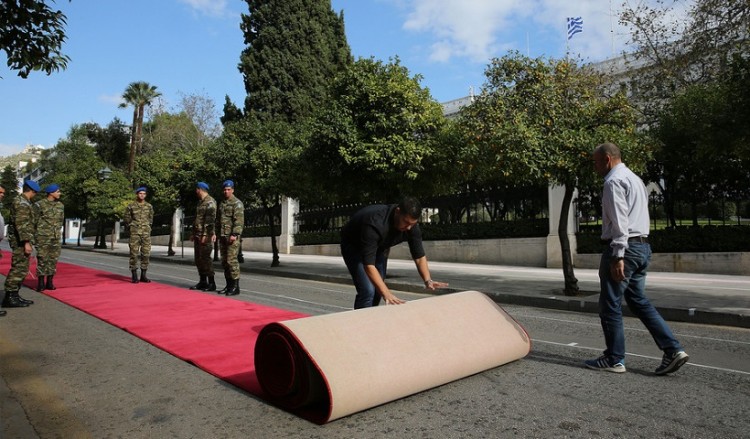Δείπνο στον Ομπάμα με σφυρίδα, γαρίδες και αυστηρή λίστα καλεσμένων