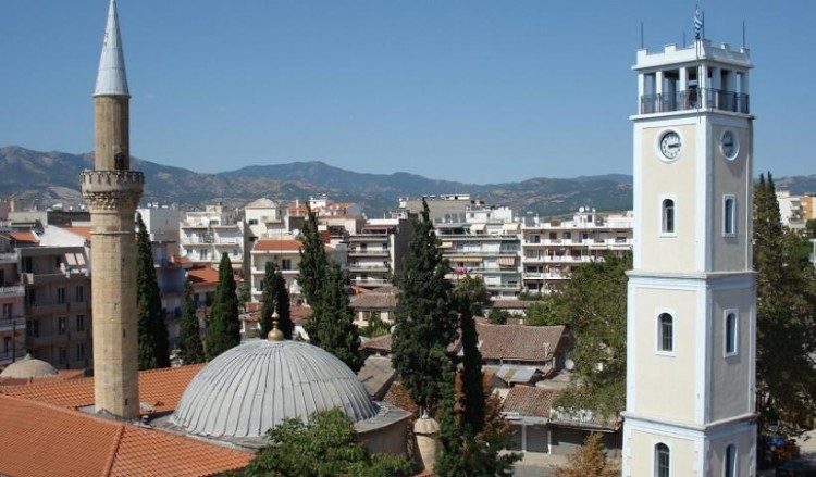 O Παππάς μοιράζει… δωρεάν δορυφορική πρόσβαση στη μειονότητα της Θράκης