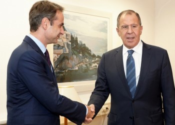 Εθνικά, εσωτερικά και διεθνή θέματα στη συνάντηση Μητσοτάκη-Λαβρόφ