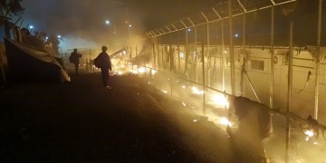 Τραγωδία στο hot spot της Μόριας με νεκρούς και τραυματίες
