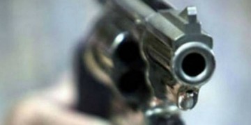 Απίστευτο! Με όπλο απείλησε πολίτης υπάλληλο καταστήματος κινητής τηλεφωνίας!