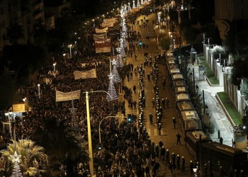 Ολοκληρώθηκε η ειρηνική και πολυπληθής πορεία μνήμης για το Πολυτεχνείο