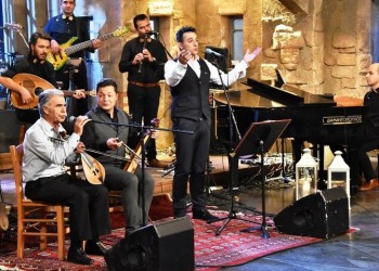 Η ποντιακή λύρα συναντά τις μουσικές του κόσμου, στους τηλεοπτικούς δέκτες!