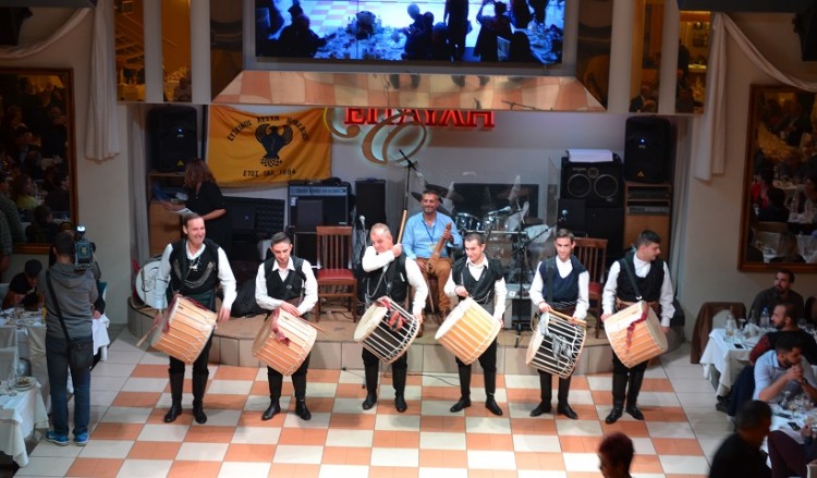 Με μαντινάδες και ποντιακό γλέντι άνοιξε η αυλαία του 17ου Πανελλήνιου Συνεδρίου της ΠΟΠΣ (φωτο, βίντεο)