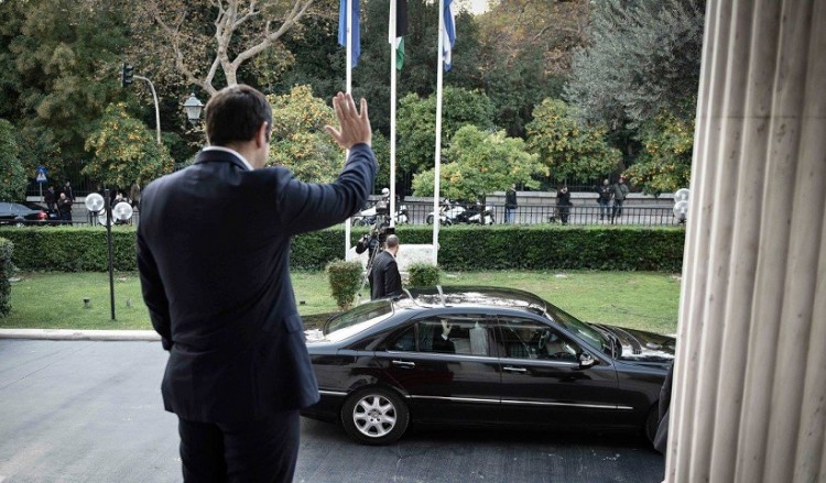Θρίλερ με τον ανασχηματισμό της κυβέρνησης
