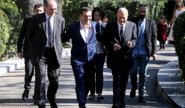 Τι σημαίνουν τα πρόσωπα και οι «αλλαγές» στον ανασχηματισμό