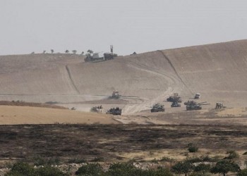 Η Τουρκία στέλνει ενισχύσεις στα σύνορα με τη Συρία