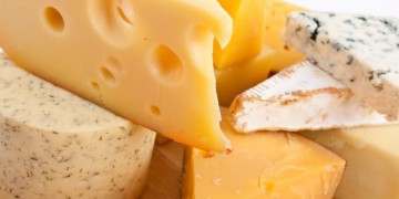 Εξαιρούνται τα ελληνικά τυριά από τους δασμούς που επιβάλλουν οι ΗΠΑ σε προϊόντα της ΕΕ