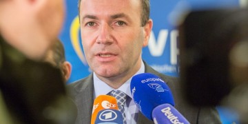 Μάνφρεντ Βέμπερ: Η συμφωνία Ελλάδας-Αιγύπτου ενισχύει την ειρήνη στην Ανατολική Μεσόγειο
