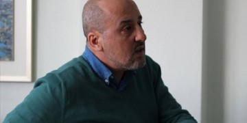 Τουρκία: Σύλληψη γνωστού δημοσιογράφου για τρομοκρατική προπαγάνδα μέσω Twitter!