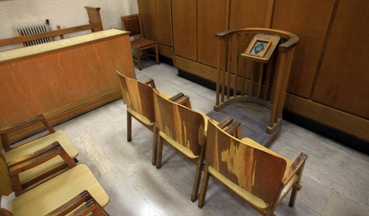 Δίκη Τοπαλούδη: «Είναι αθώος» λένε η γιαγιά και ο πατέρας του Ροδίτη κατηγορούμενου