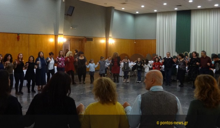 Με ποντιακό γλέντι αποχαιρέτησαν το 2016 οι «Αργοναύτες-Κομνηνοί» (φωτο, βίντεο)