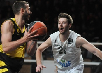 Basket League: Εύκολα η ΑΕΚ, νικηφόρο πέρασμα του Άρη από την Πάτρα
