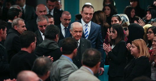 Αν χάσουμε την Αλ Μπαμπ, χάνουμε και το Ντιγιαρμπακίρ, λέει ο αρχηγός του κόμματος των Γκρίζων Λύκων