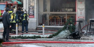 Αναπάντητα ερωτήματα για τη φονική έκρηξη στην πλατεία Βικτωρίας