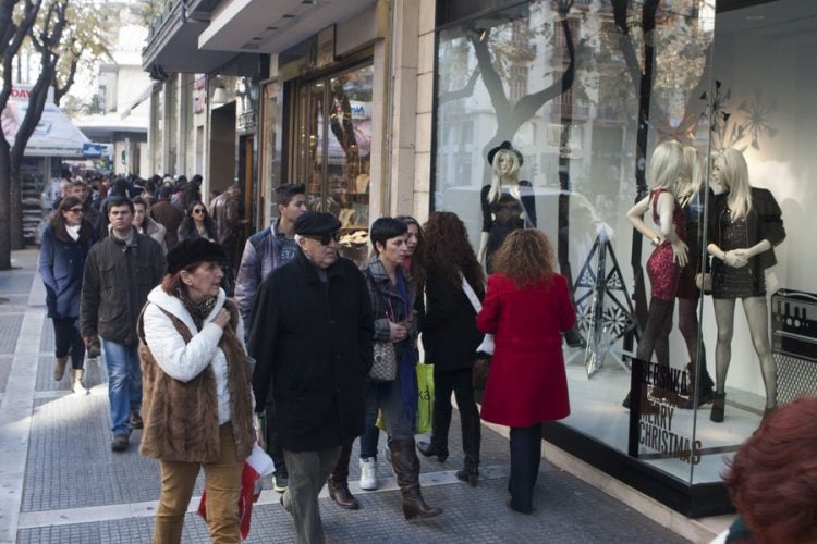 Κυριακή σήμερα και τα μαγαζιά είναι ανοιχτά 3