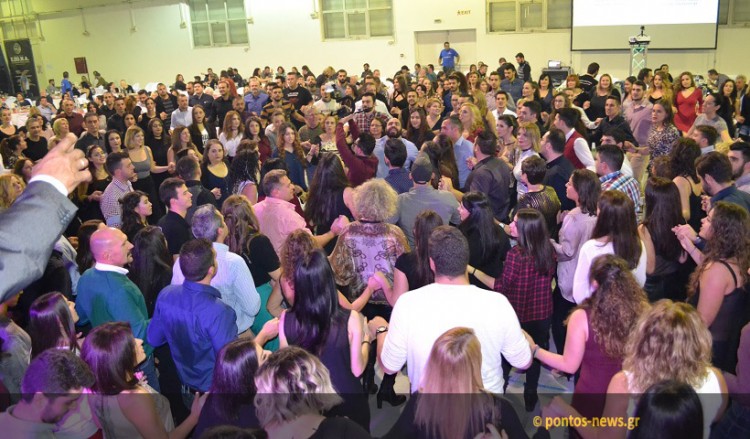 Όσα έγιναν στο «Αντάμωμαν 2016» της ΕΠΟΝΑ με φωτογραφίες και βίντεο!