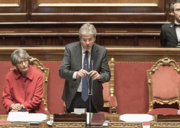 Ψήφος εμπιστοσύνης στην κυβέρνηση Τζεντιλόνι