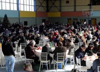 Γεύματα αγάπης από το Δήμο Αθηναίων