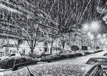 Στα λευκά η Ελλάδα – Το έστρωσε σε περιοχές της Αθήνας
