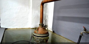 Τσίπουρο και τσικουδιά στέλνουν την Ελλάδα στο Ευρωδικαστήριο!