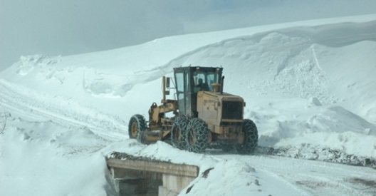 Αποκλεισμένα από το χιόνι 874 χωριά στον ανατολικό Πόντο!