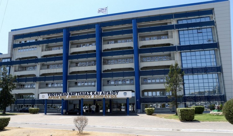 Διαψεύδει το υπουργείο Ναυτιλίας τα περί επεισοδίου στα Ίμια