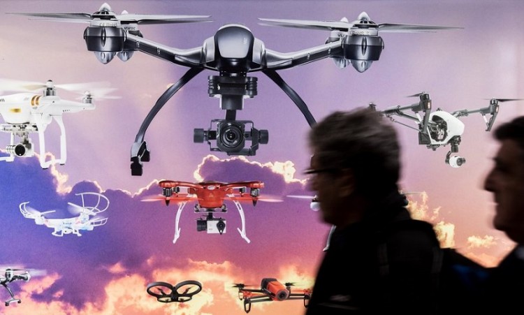 Τι χρειάζεται για να πάρετε άδεια πτήσης drone