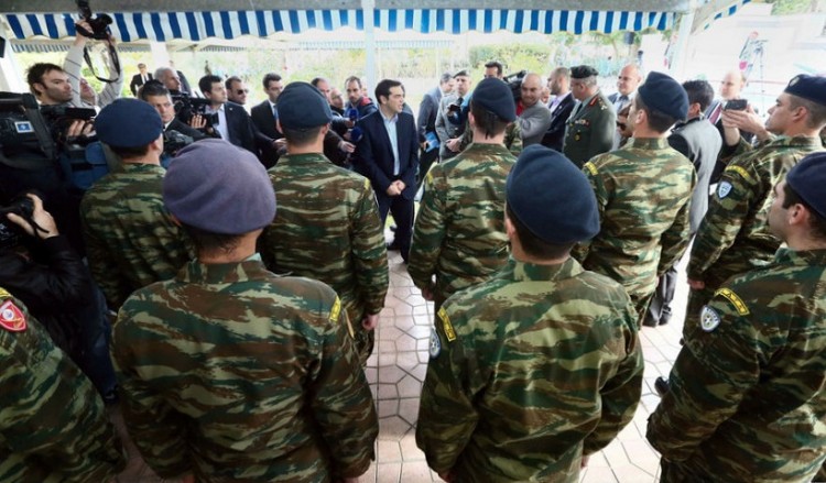 Αλβανικός αετός στην ΕΛΔΥΚ: Νέα φωτογραφία στρατιώτη από την Κύπρο