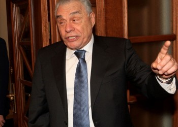 Συγγνώμη Γακουμάτου για τα περί ομοφυλοφιλίας