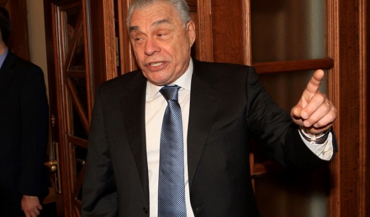 Συγγνώμη Γακουμάτου για τα περί ομοφυλοφιλίας