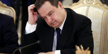 Ο Σέρβος ΥΠΕΞ μετανιώνει για την αναγνώριση της πΓΔΜ – «Υπήρξαμε ανόητοι»