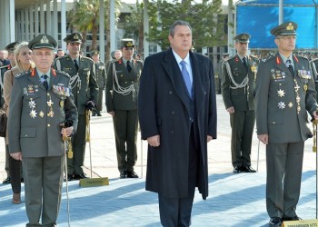 Μήνυμα Καμμένου: Όποιος δεν αισθάνεται Έλληνας, πίσω στην πατρίδα του!