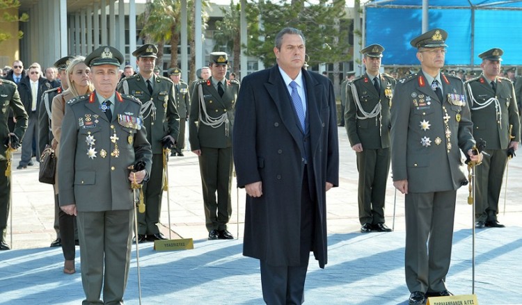 Μήνυμα Καμμένου: Όποιος δεν αισθάνεται Έλληνας, πίσω στην πατρίδα του!