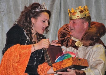 Сказочный новогодний вечер провели в обществе «Понтос» города Лариса в Греции