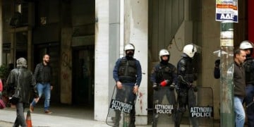 Το καλάσνικοφ «μίλησε» για την επίθεση στα γραφεία του ΠΑΣΟΚ